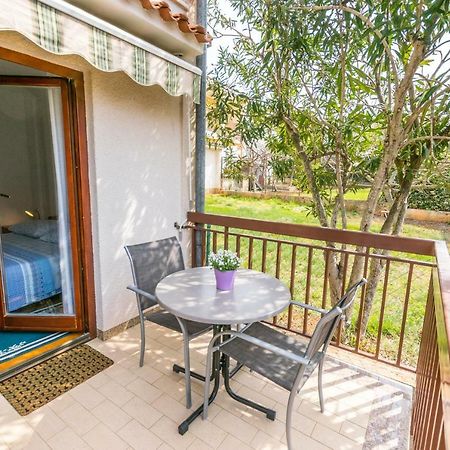 Apartment Darinka Пула Екстериор снимка
